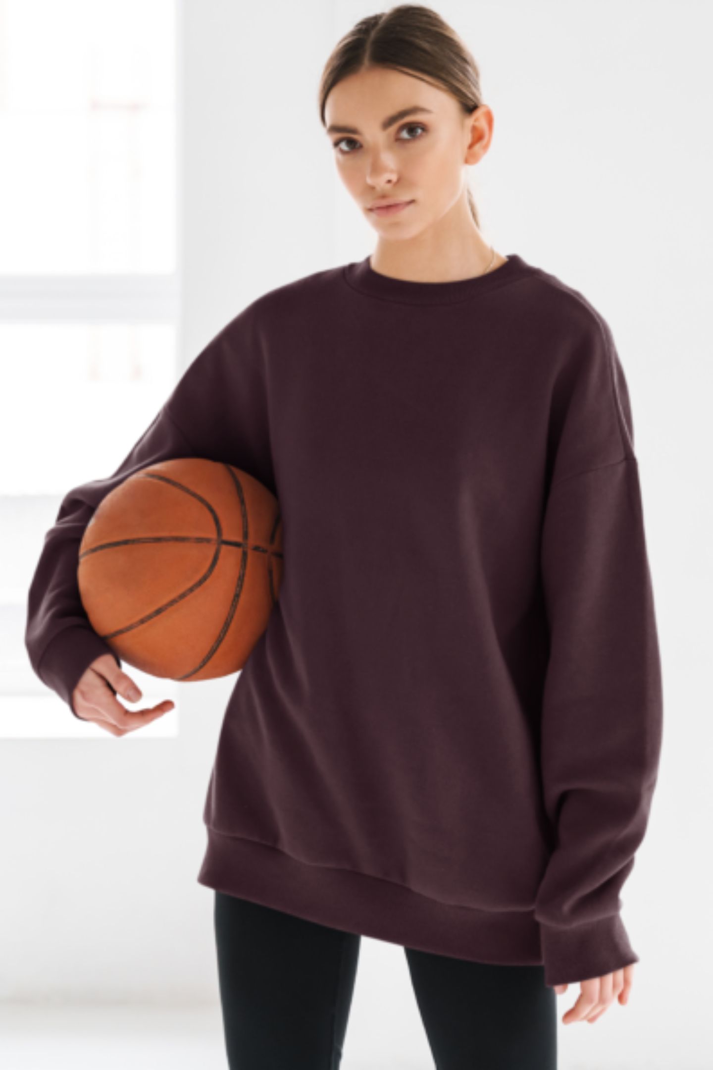 Women’s Oversized Heavyweight Sweatshirt Women’s Oversized Heavyweight Sweatshirt