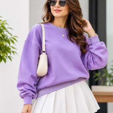 How to Choose Colours for Women’s Oversized Sweatshirts: A Complete Guide